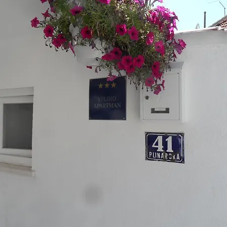 Majo Apartamento *